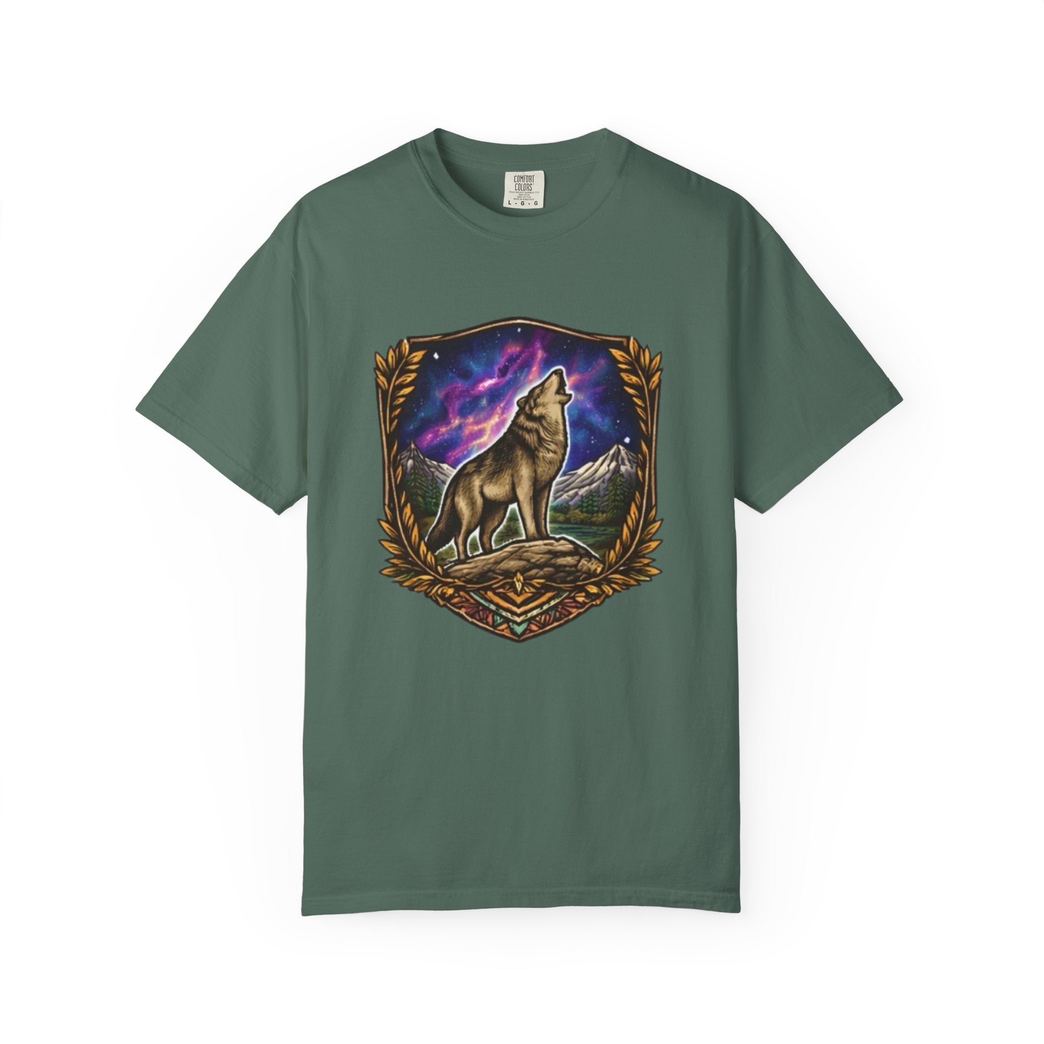 Wolf Crest T-Shirt | Howling Wolf Night Sky Graphic Tee