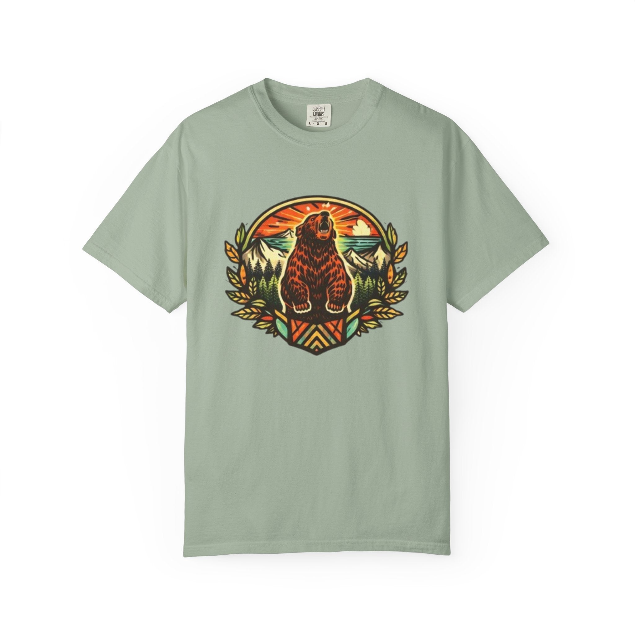 Bear Crest T-Shirt | Vintage Mountain Wildlife Graphic Tee