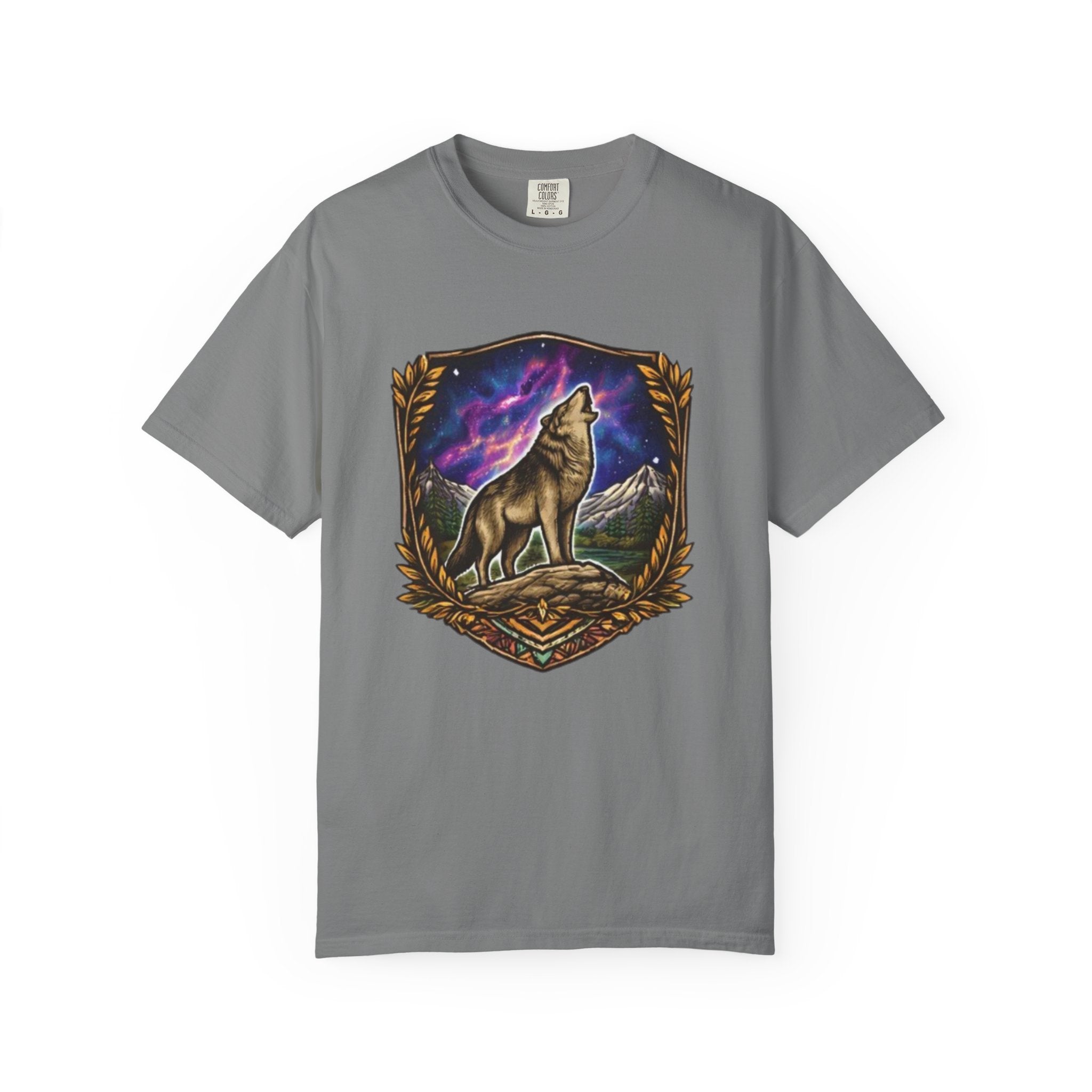 Wolf Crest T-Shirt | Howling Wolf Night Sky Graphic Tee