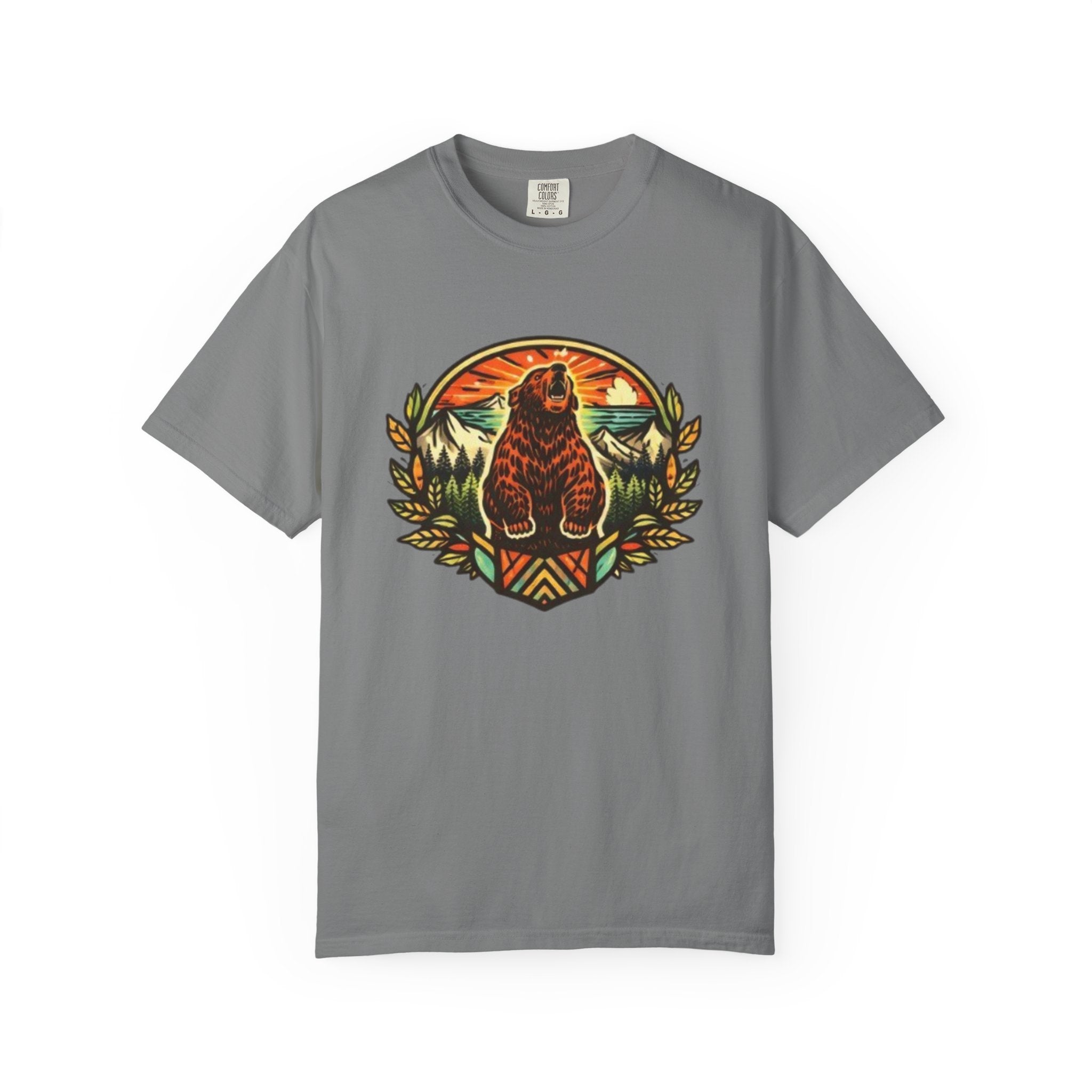 Bear Crest T-Shirt | Vintage Mountain Wildlife Graphic Tee