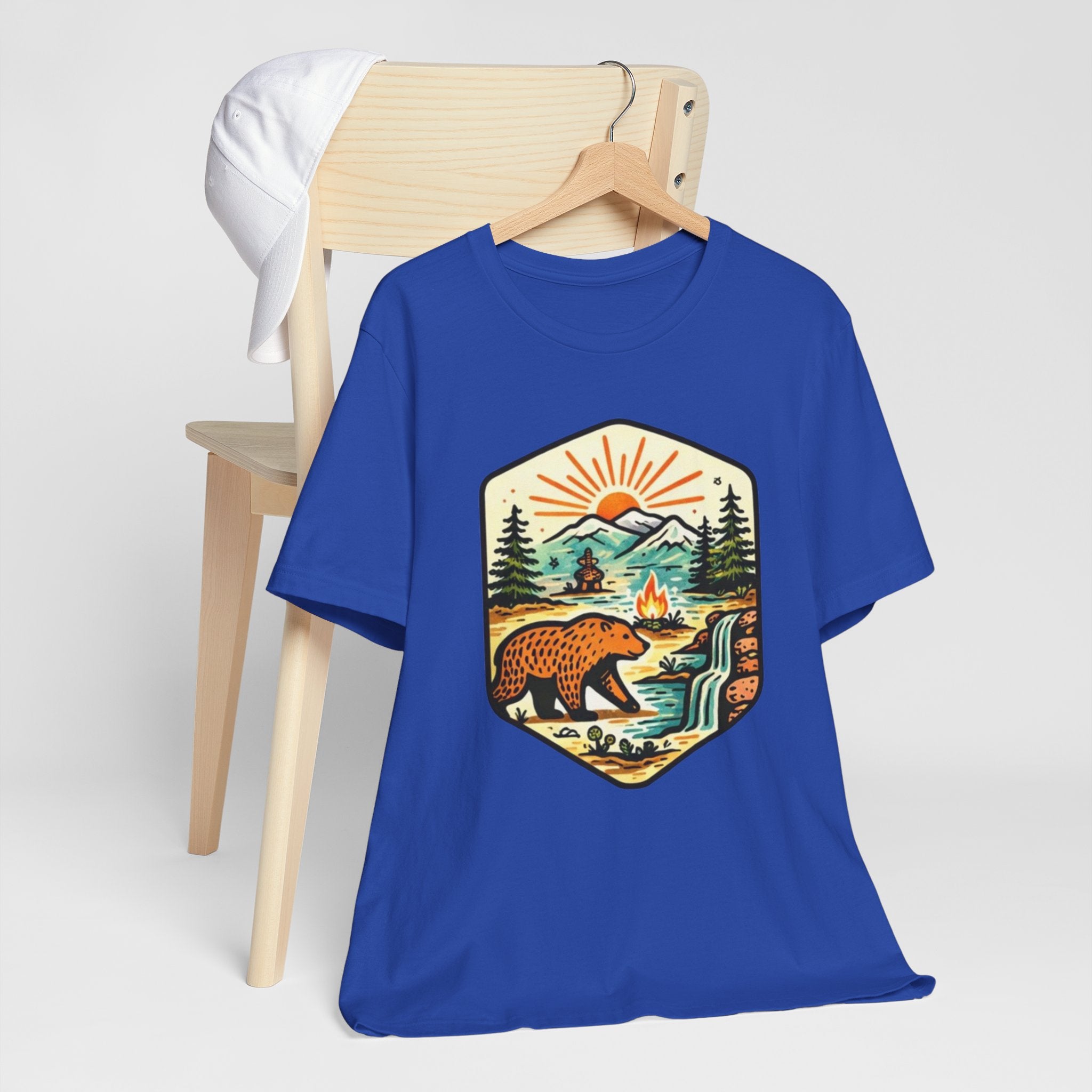 Retro Wilderness Bear T-Shirt Vintage Outdoors Graphic Tee