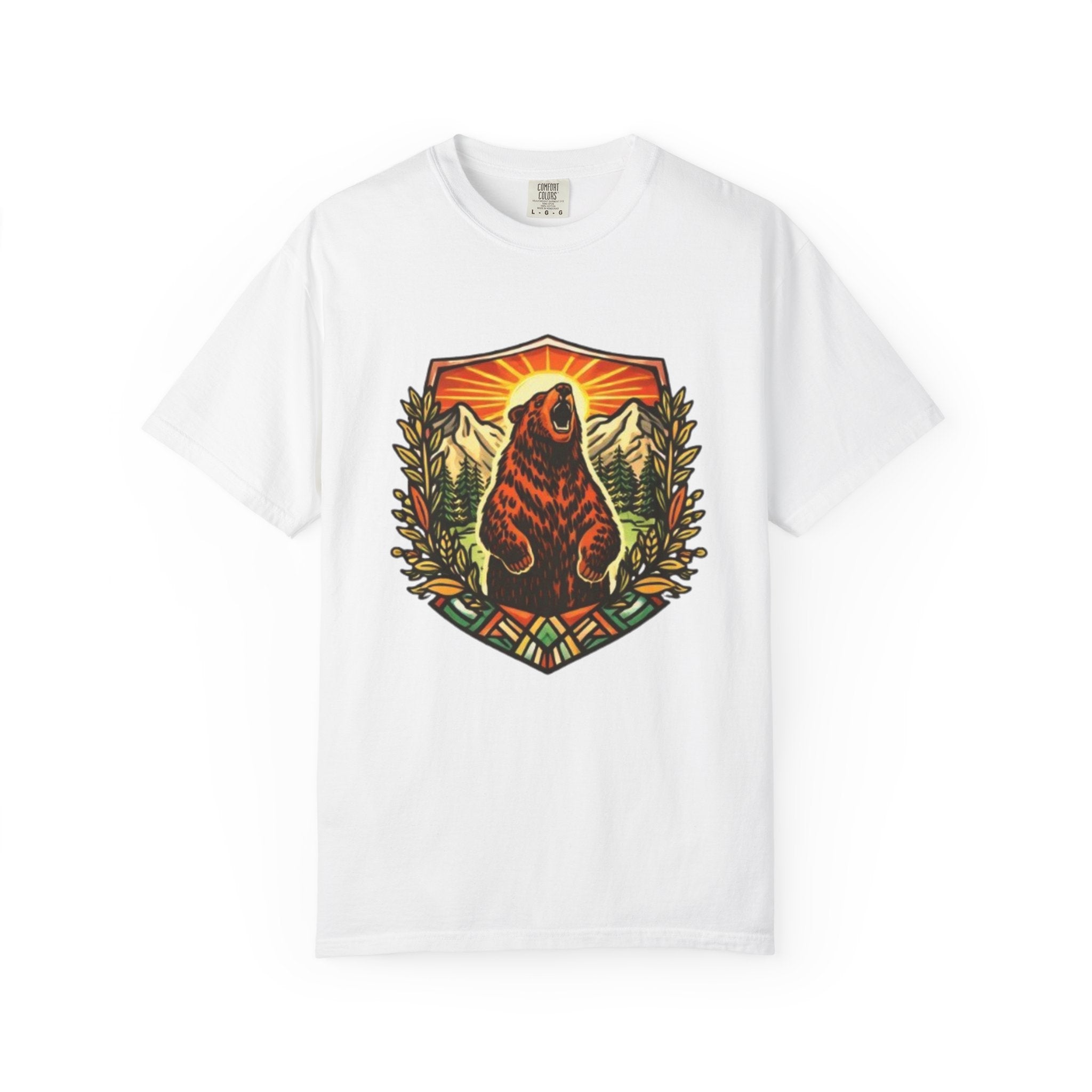 Roaring Bear Mountain T-Shirt | Vintage Outdoor Graphic Tee