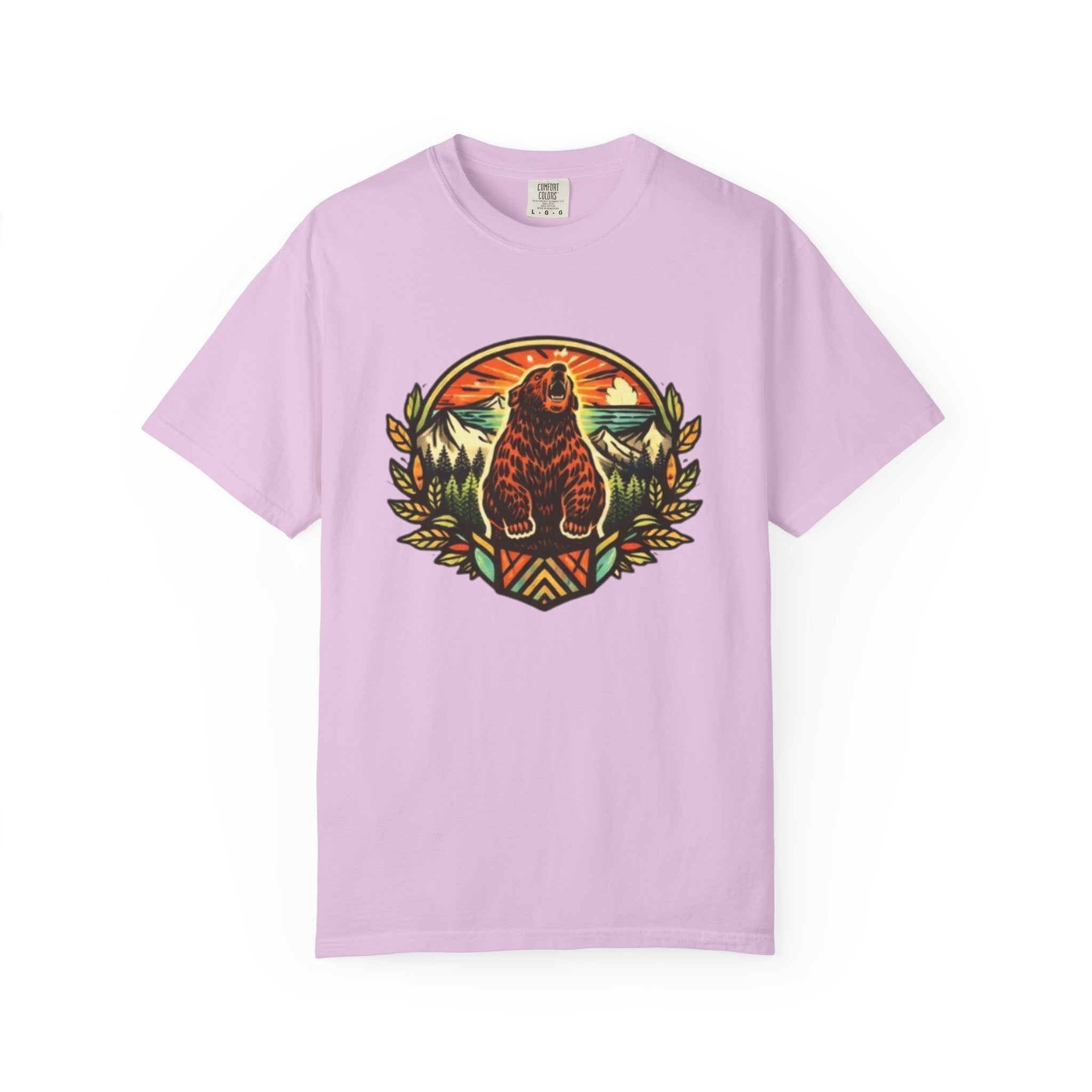 Bear Crest T-Shirt | Vintage Mountain Wildlife Graphic Tee