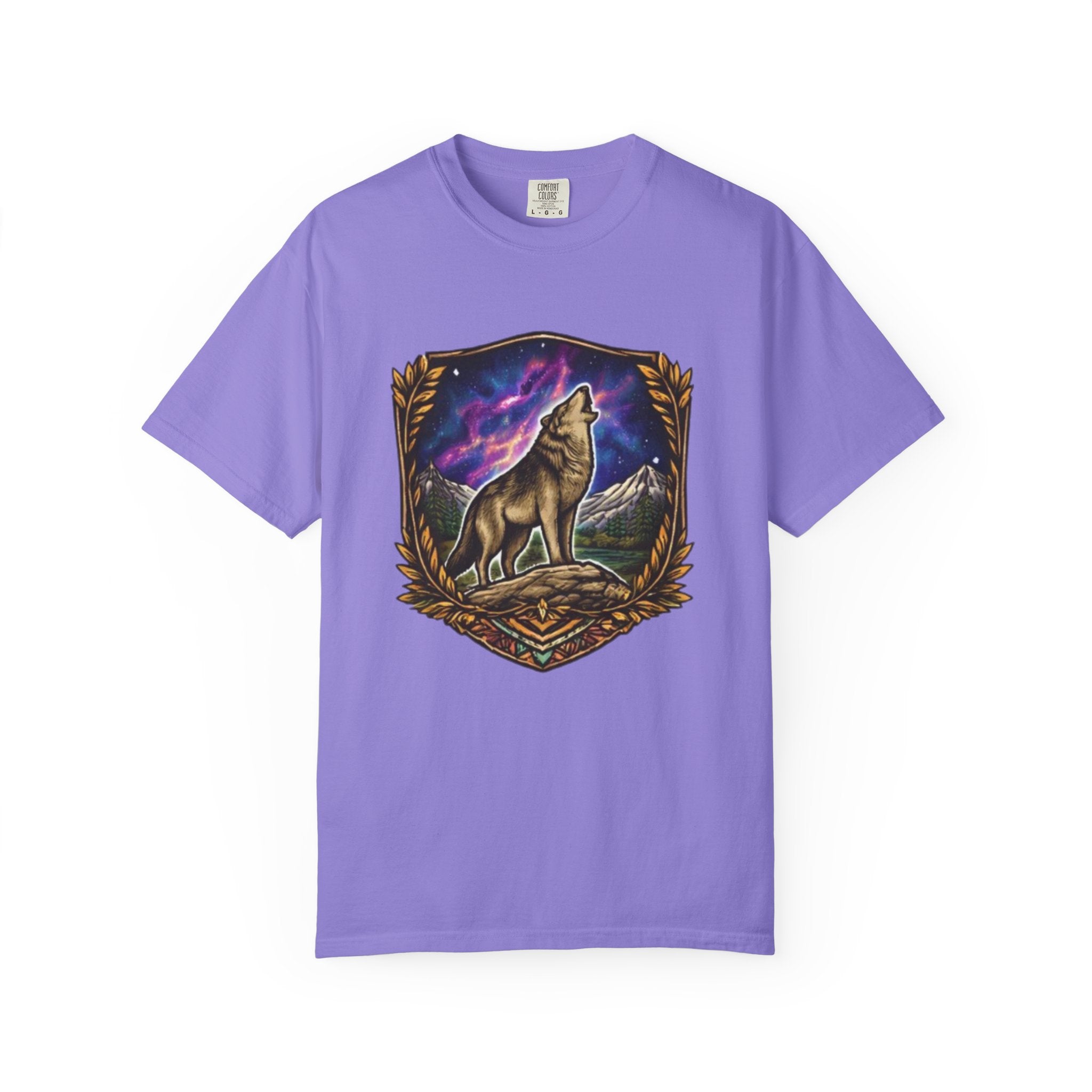 Wolf Crest T-Shirt | Howling Wolf Night Sky Graphic Tee