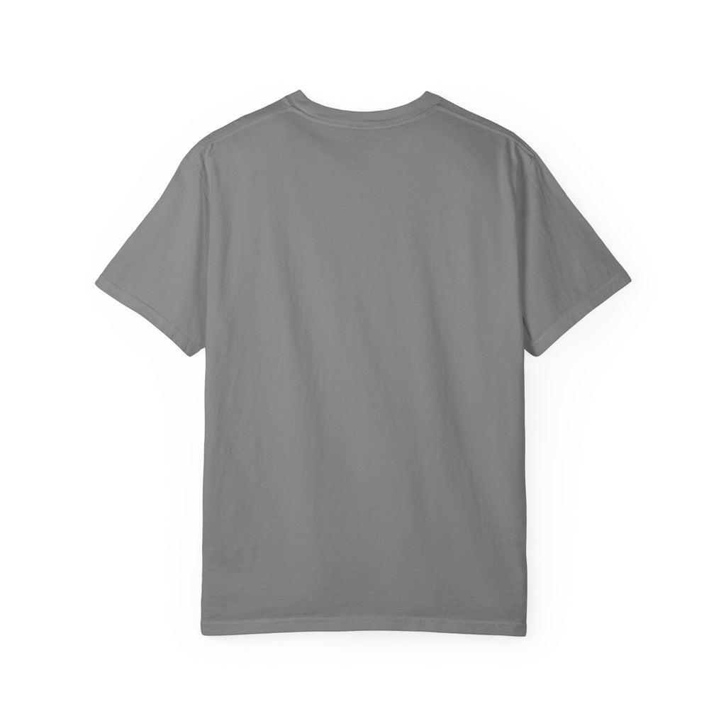 Wolf Howl Mountain T-Shirt | Vintage Nature Graphic Tee