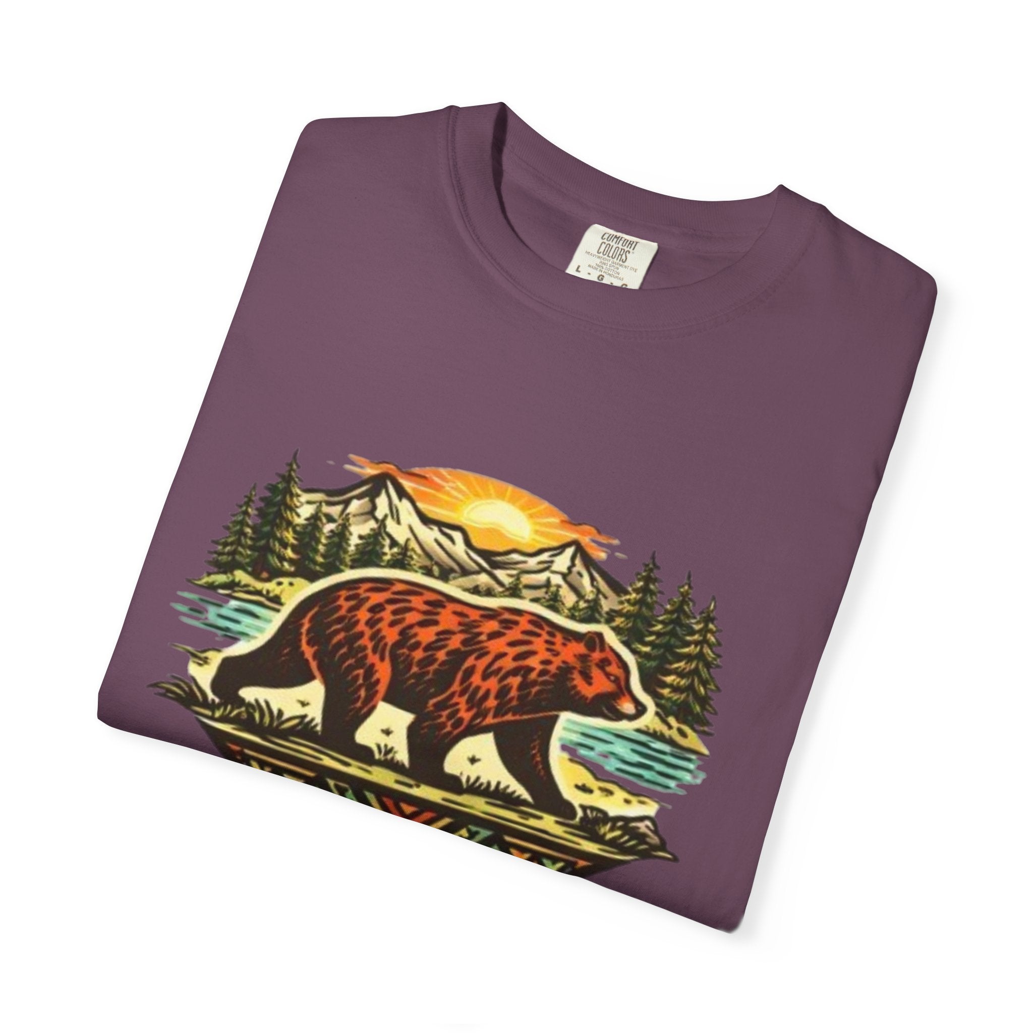 Bear Sunset T-Shirt | Vintage Forest Adventure Graphic Tee