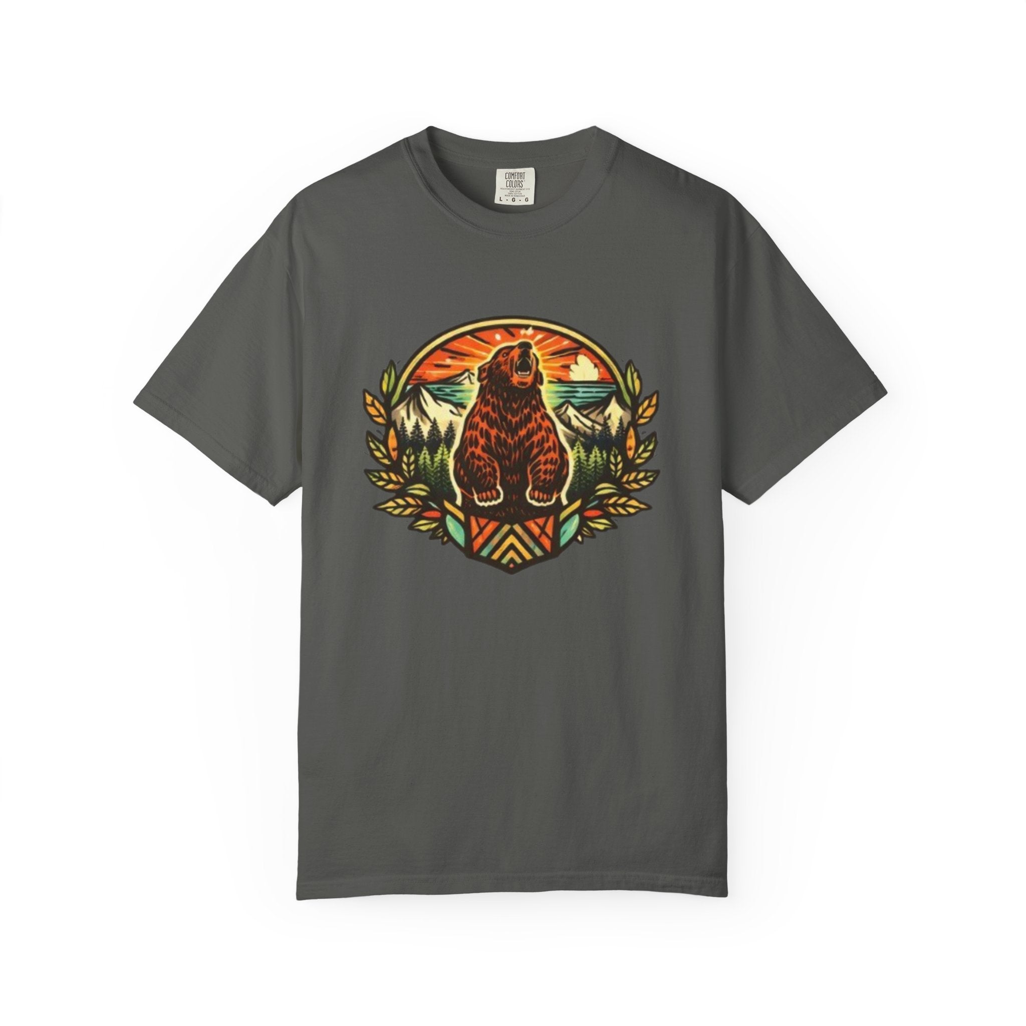 Bear Crest T-Shirt | Vintage Mountain Wildlife Graphic Tee