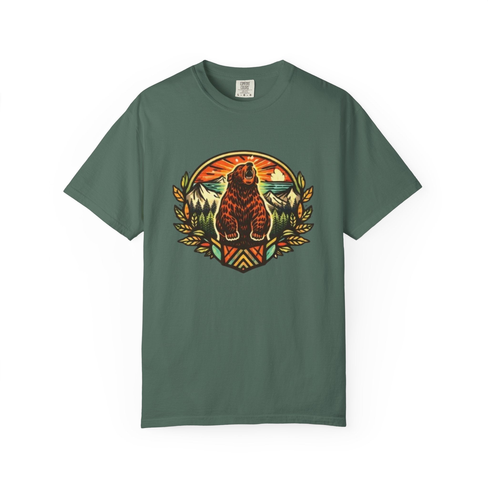 Bear Crest T-Shirt | Vintage Mountain Wildlife Graphic Tee