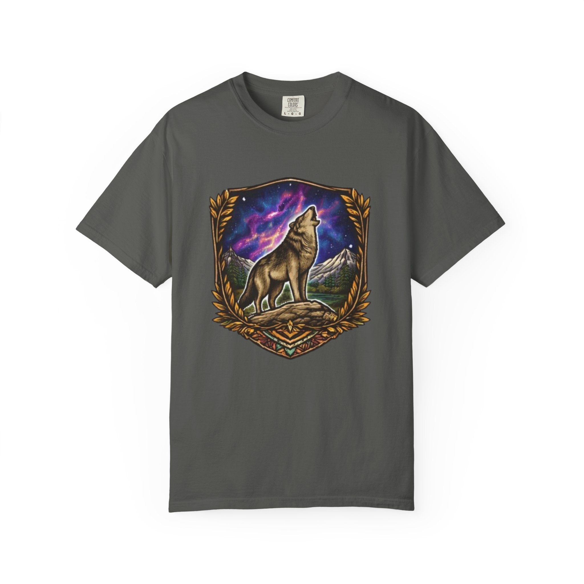 Wolf Crest T-Shirt | Howling Wolf Night Sky Graphic Tee