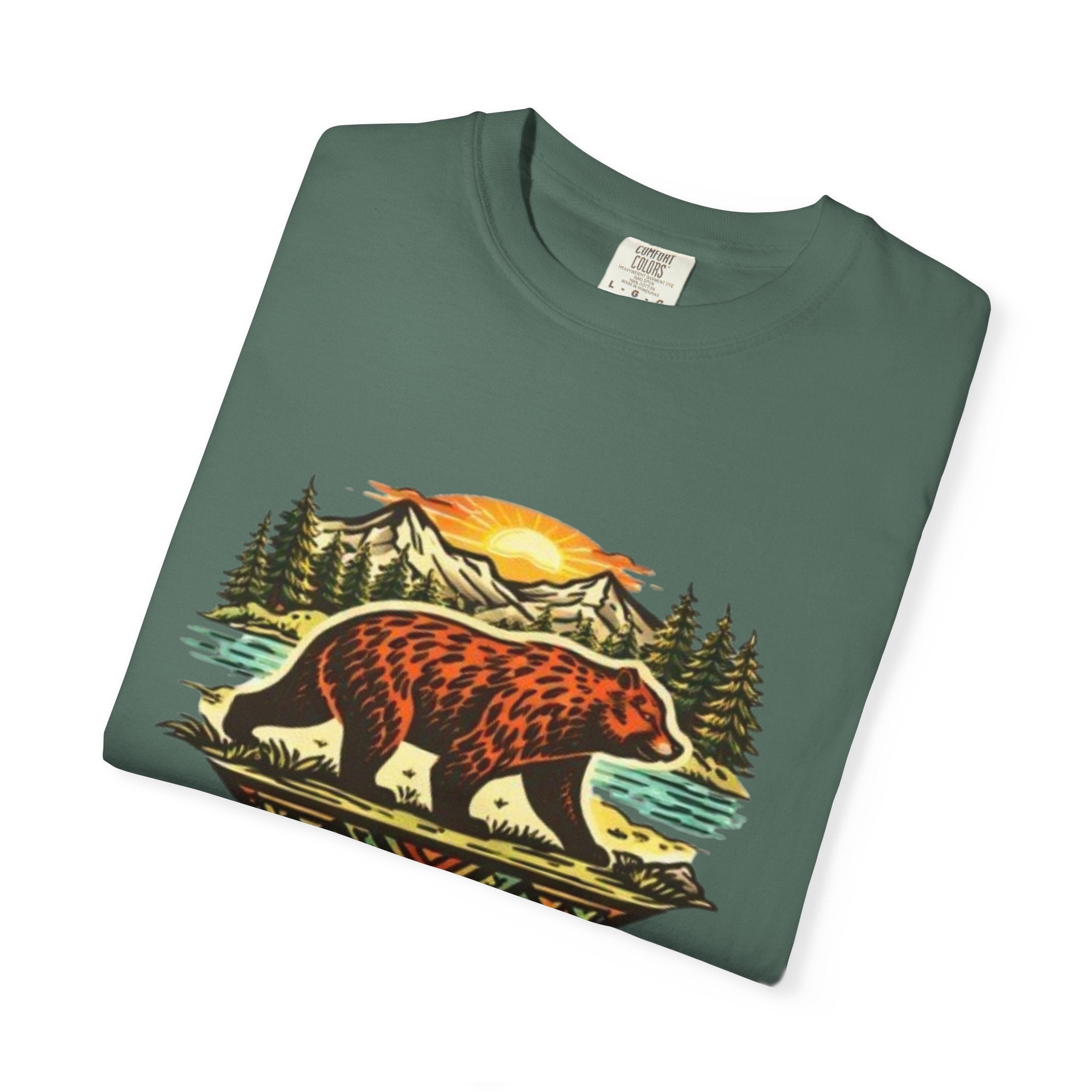 Bear Sunset T-Shirt | Vintage Forest Adventure Graphic Tee