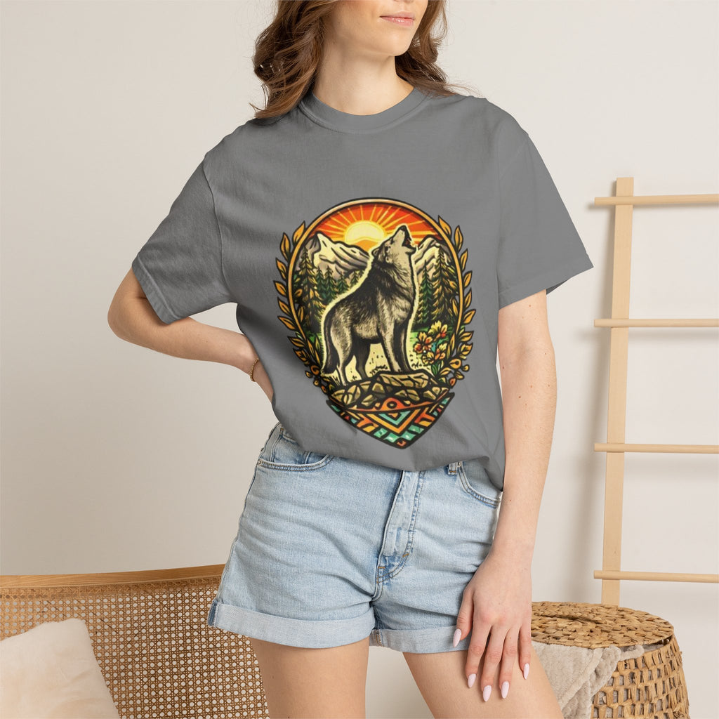 Wolf Howl Mountain T-Shirt | Vintage Nature Graphic Tee